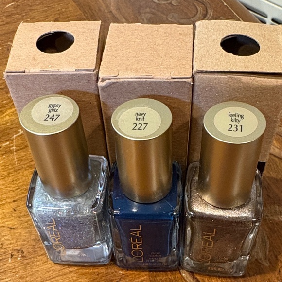L'Oreal Nail Polish Trio Set - feeling kilty, navy knit, gypsy glitz - Picture 3 of 5